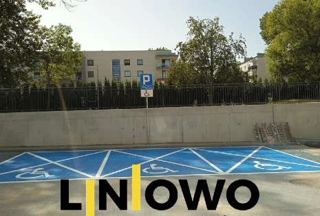 Co oznacza koperta na parkingu? Prawa, zasady i mandaty